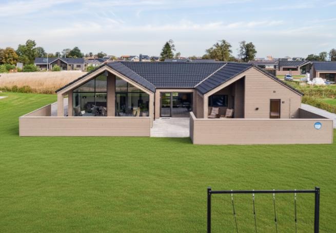 Dette skønne poolhus nr. 665 med plads til 14 personer ligger i Fyn og øer