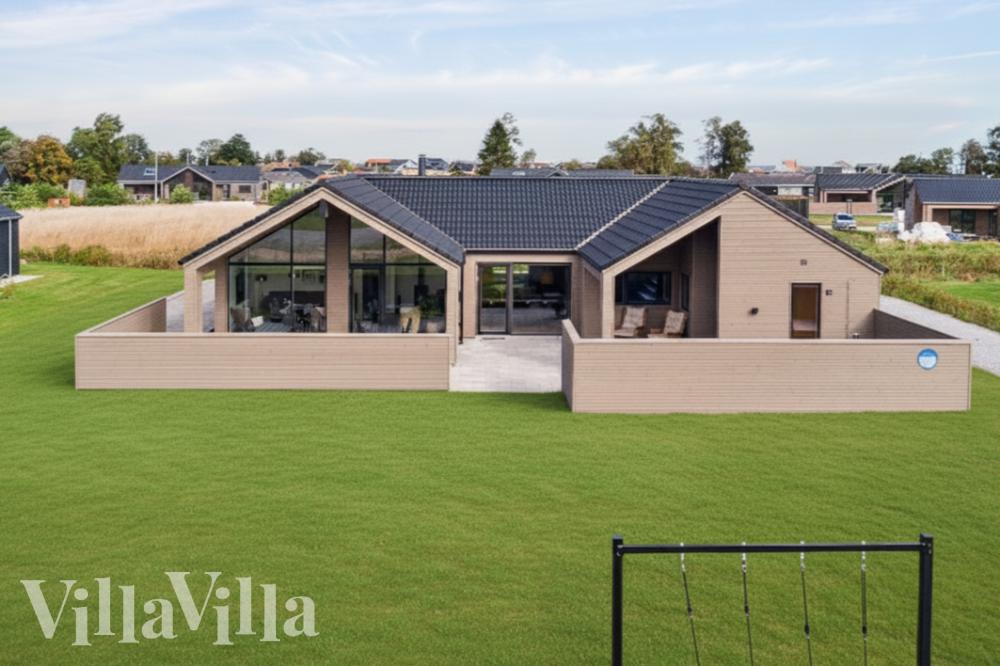 Dette skønne poolhus nr. 665 med plads til 14 personer ligger i Fyn og øer