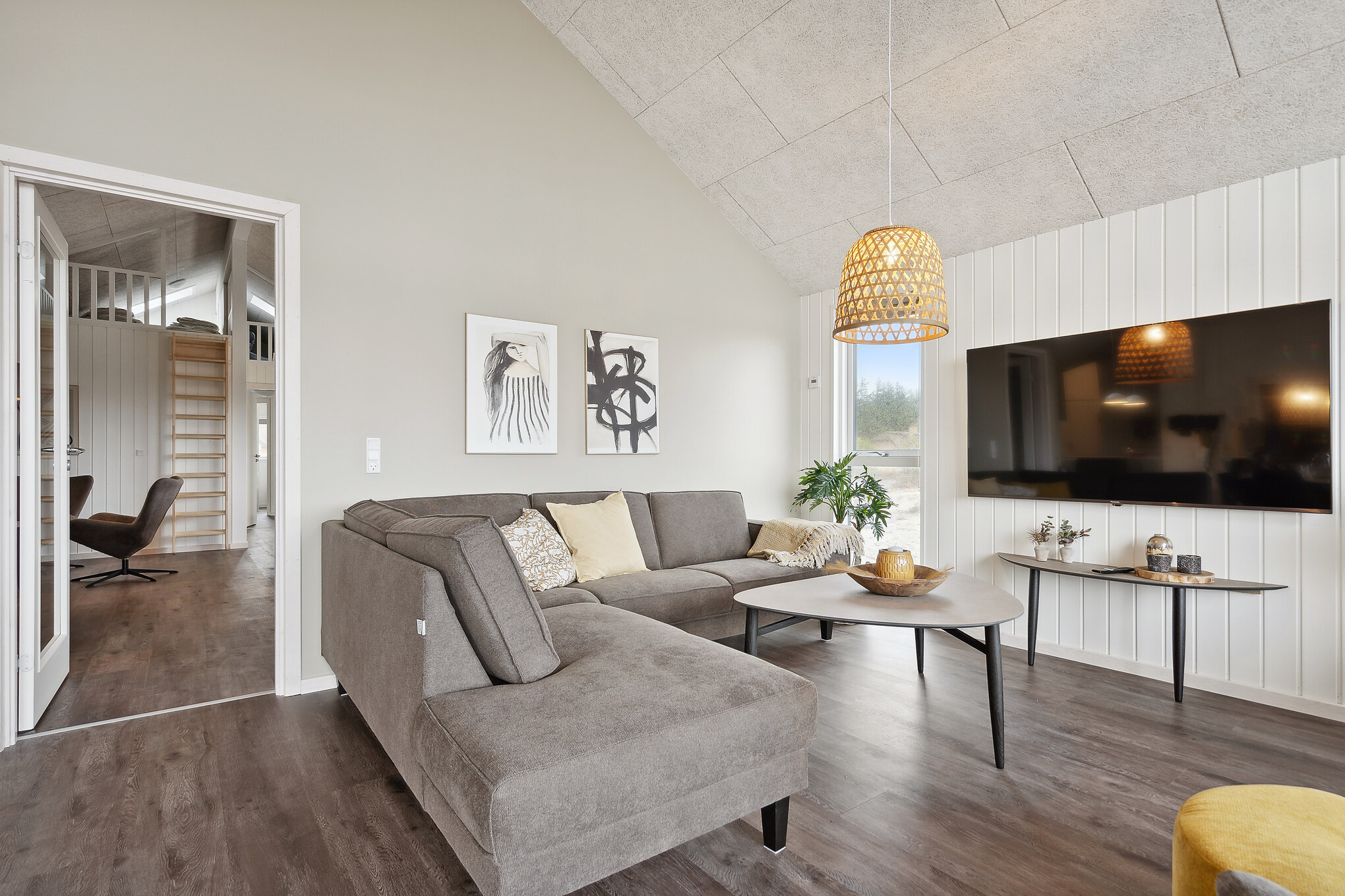 Sofahjørnet i luksushus 918 i Vestjylland.