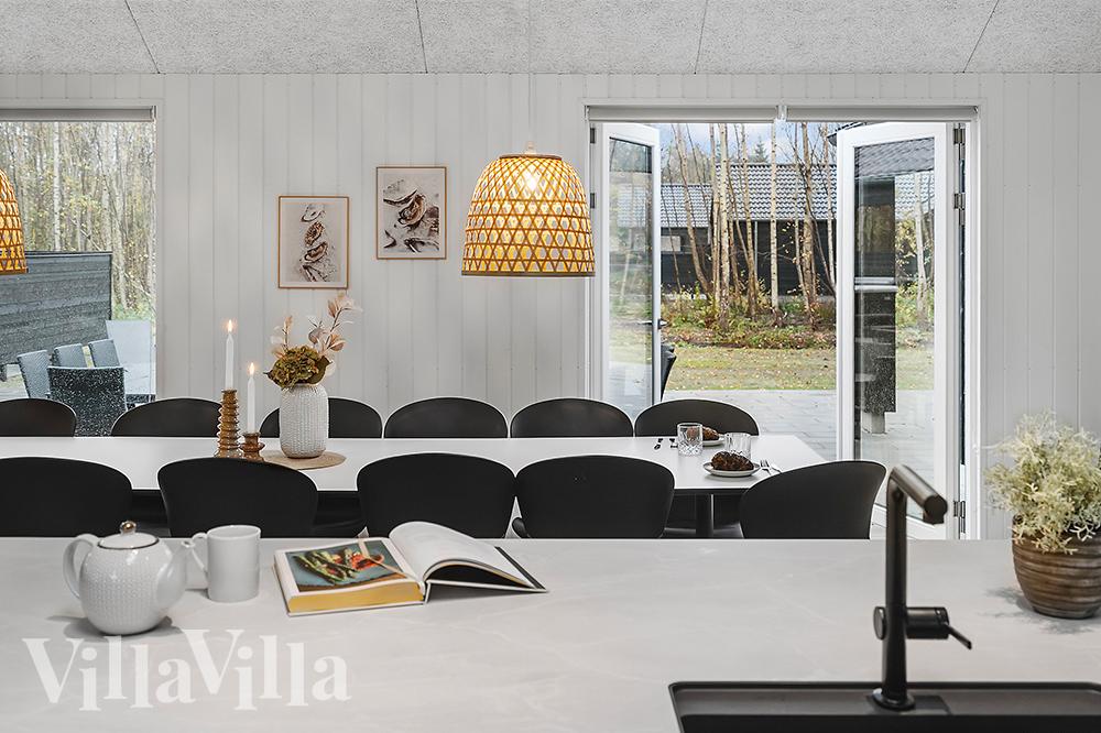 Velindrettet køkken i luksushus nr. 905 i Lolland/Falster/Møn.