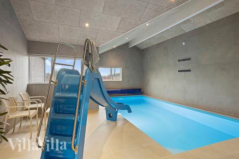 Den lækre pool i luksushuse nr. 903 til 20 personer