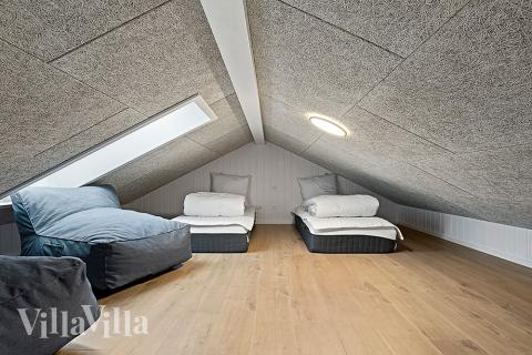 Nogle af de 20 sovepladser findes på hemsen i luksushus nr. 903