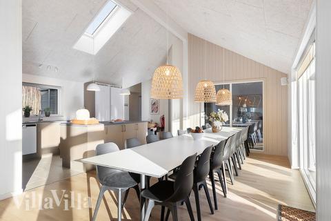 Opholdsrum med plads til 20 i luksushus nr. 808.