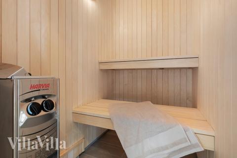 Nyd varmen i saunaen i luksushus nr. 808 til 20 personer