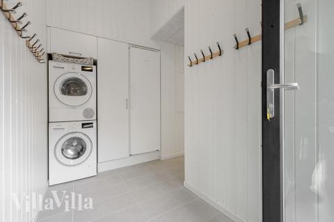 I entreen i luksushus 802 er der god plads