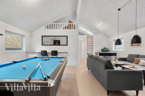 Ud over de mange timer, man kan bruge i husets pool-afdeling, så byder luksushus 900 også på billard/bordtennis og dart