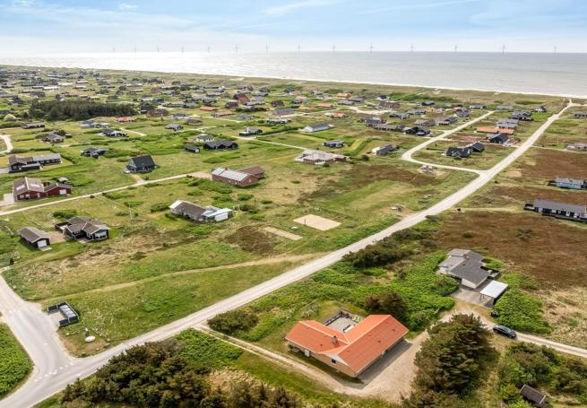 Dette skønne poolhus nr. 937 med plads til 12 personer ligger i Vestjylland