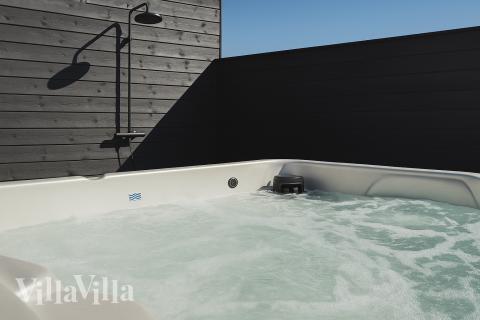 Nyd varmen i spaen i luksushus nr. 922 i Fyn og øer