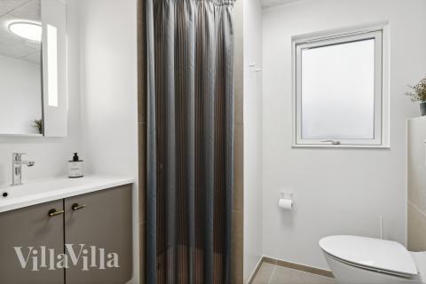 Ét af badeværelserne i luksushus nr. 932