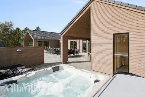 Nyd varmen i spaen i luksushus nr. 934 i Lolland/Falster/Møn