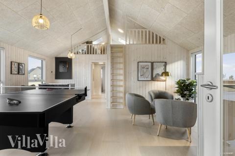 Ud over de mange timer, man kan bruge i husets pool-afdeling, så byder luksushus 906 også på billard/bordtennis og dart