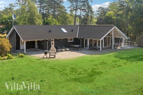 Dette skønne spahus nr. 159 med plads til 12 personer ligger i Lolland/Falster/Møn