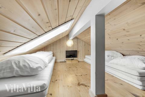 Nogle af de 12 sovepladser findes på hemsen i luksushus nr. 159