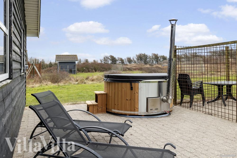 Luksushus nr. 196 byder bl.a. på et dejligt spabad