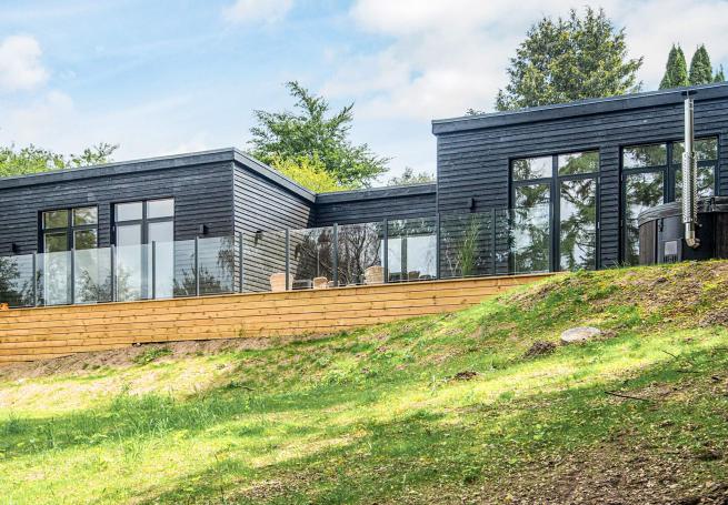 Dette skønne spahus nr. 941 med plads til 16 personer ligger i Østjylland