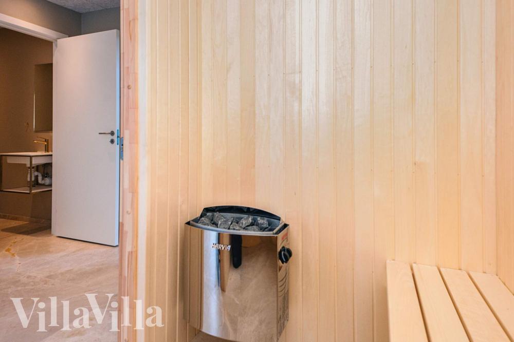 Luksushus nr. 941 er blandt andet udstyrret med en dejlig sauna.