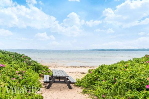 Stranden nær luksushus nr. 941.