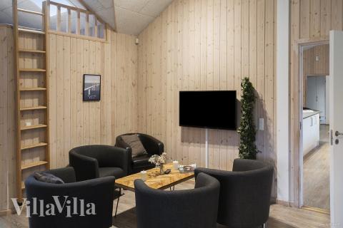 Dyst i sommerhusets aktivitetsrum, når I besøger luksushus nr. 314 i Lolland/Falster/Møn.