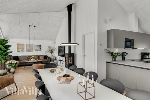 Opholdsrum med plads til 14 i luksushus nr. 929.