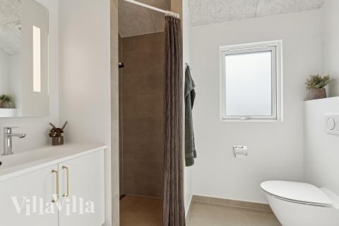 Ét af badeværelserne i luksushus nr. 930