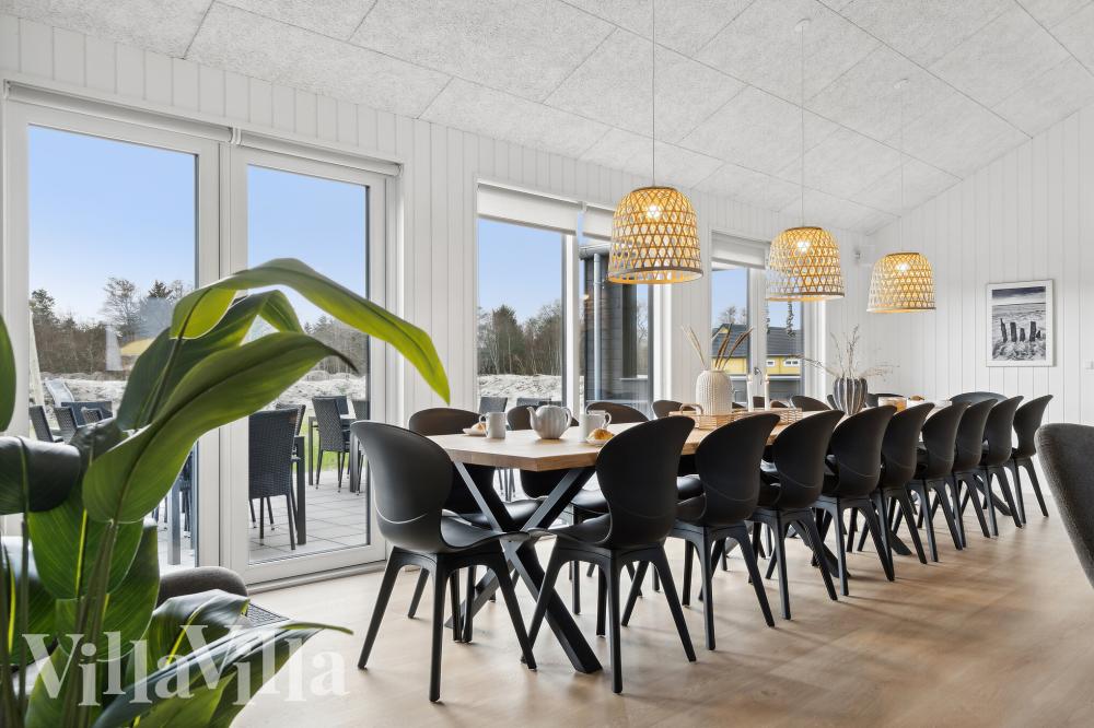 Det store lyse opholdrum i luksushus nr. 778 til 20.
