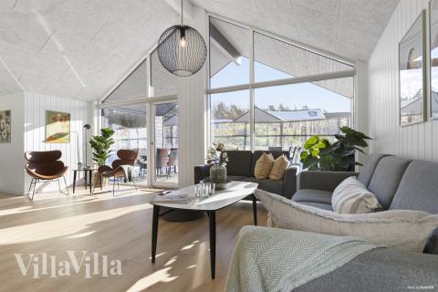 Sofahjørnet i luksushus 816 i Østjylland.