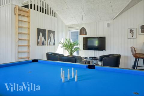 Dyst i sommerhusets aktivitetsrum, når I besøger luksushus nr. 776 i Tyskland.