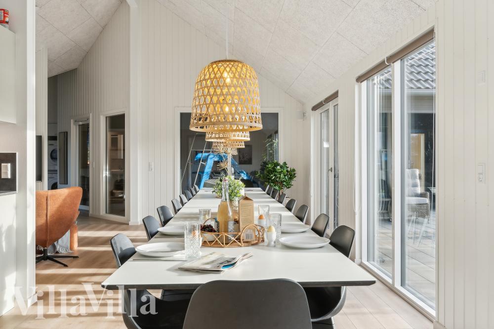 Opholdsrum med plads til 24 i luksushus nr. 773.