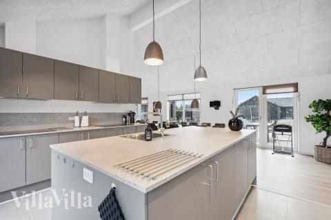 Køkkenet i luksushus nr. 781 er godt indrettet.