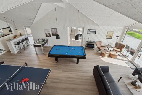 Aktivitetsrum i luksushus nr. 780 med 10 soveværelser og plads til 26 personer.