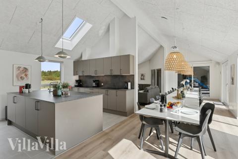 Køkkenet i luksushus nr. 780 er godt indrettet.