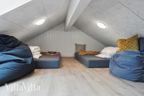 Nogle af de 26 sovepladser findes på hemsen i luksushus nr. 780