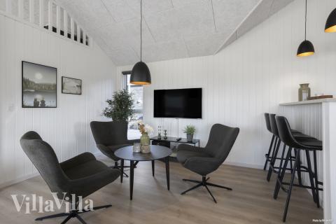 Aktivitetsrum i luksushus nr. 907 med 7 soveværelser og plads til 18 personer.