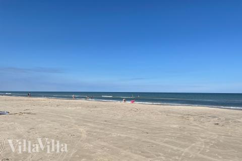 Stranden nær luksushus nr. 952.