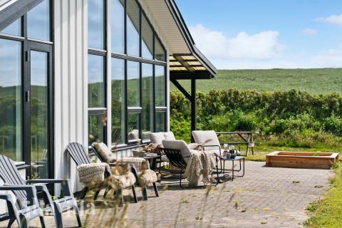 Luksushus nr. 954 har en dejlig terrasse med gode havemøbler til 8 personer.