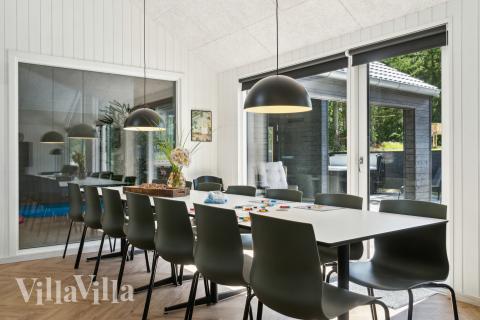 Opholdsrum med plads til 14 i luksushus nr. 904.