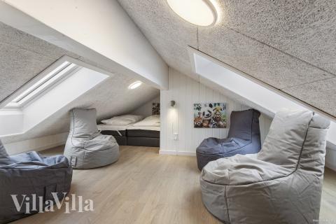 Nogle af de 18 sovepladser findes på hemsen i luksushus nr. 916