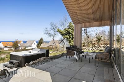 Luksushus nr. 927 har en dejlig terrasse med gode havemøbler til 8 personer.