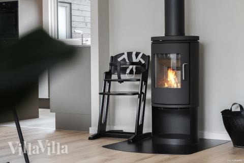 Der er mulighed for hygge i sommerhusets sofaarrangement, når I besøger luksushus nr. 918