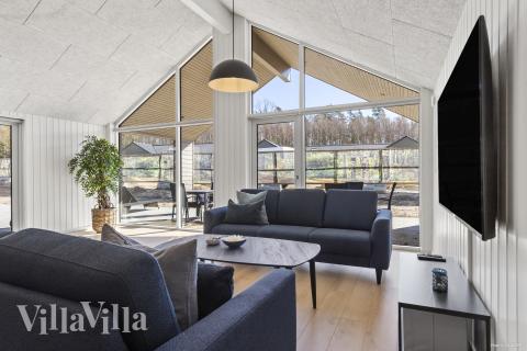 Dyst i sommerhusets aktivitetsrum, når I besøger luksushus nr. 822 i Østjylland.