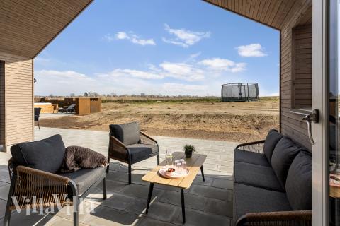 Stor terrasse ved luksushus nr. 917 i Fyn og øer.