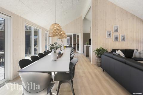 Det store lyse opholdrum i luksushus nr. 933 til 20.