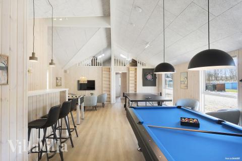 Ud over de mange timer, man kan bruge i husets pool-afdeling, så byder luksushus 933 også på billard/bordtennis og dart