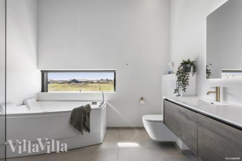 Ét af badeværelserne i luksushus nr. 965