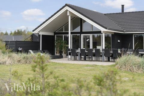Flot sommerhus nr. 456 med god plads til op til 20 personer