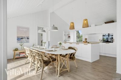 Det store lyse opholdrum i luksushus nr. 935 til 10.