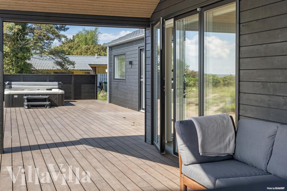 Nyd en grillaften på terrassen i luksushus nr. 935 i Nordsjælland