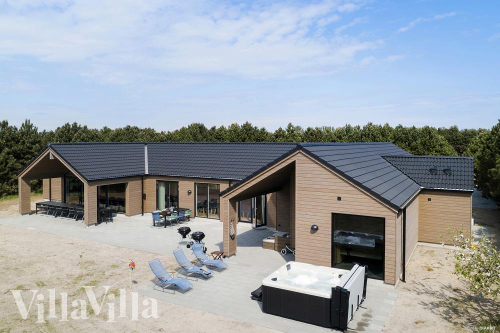 Nyd en grillaften på terrassen i luksushus nr. 934 i Lolland/Falster/Møn