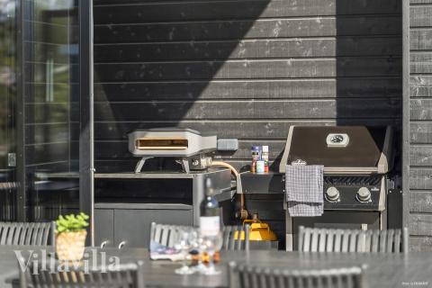 Luksushus nr. 977 har en dejlig terrasse med gode havemøbler til 10 personer.
