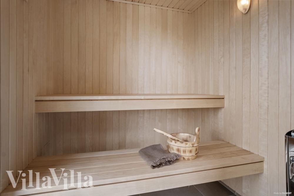 Luksushus nr. 922 er blandt andet udstyrret med en dejlig sauna.